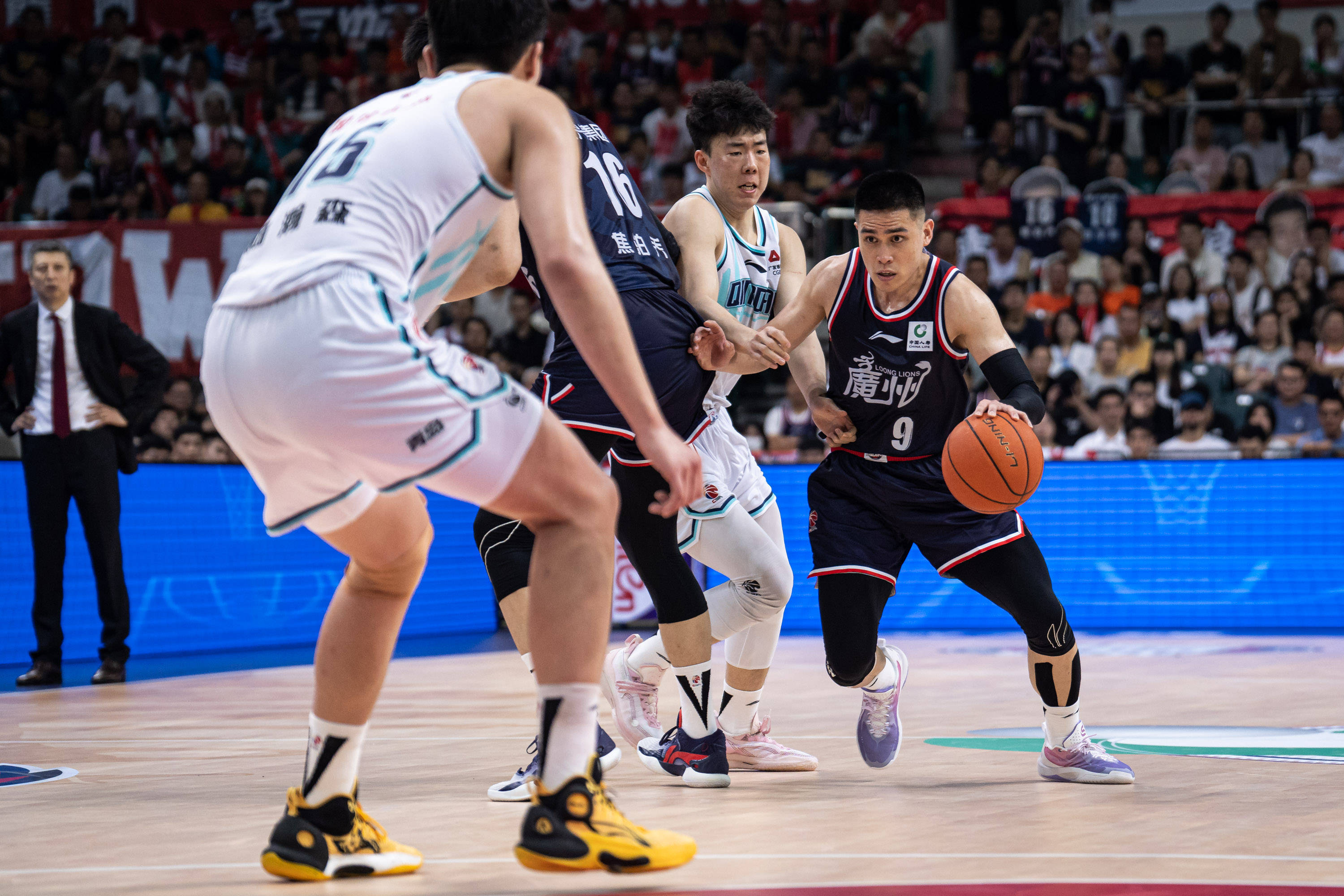 纽卡斯尔是 纽卡斯尔是